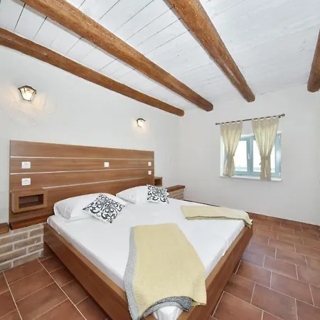 Rural With Heated Pool Rastane *