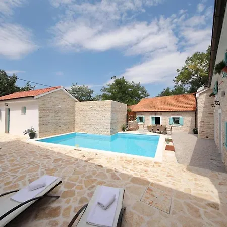 Rural With Heated Pool Rastane