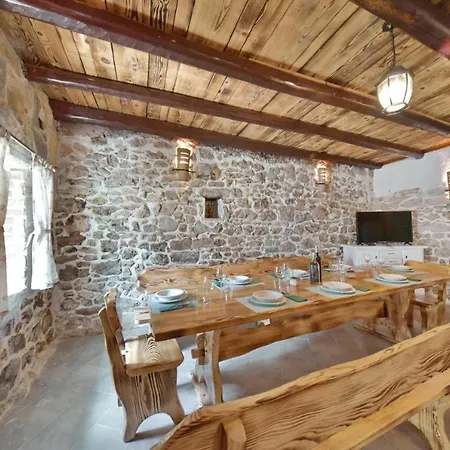 Rural With Heated Pool Rastane * Donje Rastane