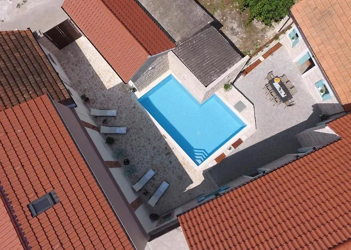 Rural With Heated Pool Rastane Σπίτι διακοπών Donje Rastane