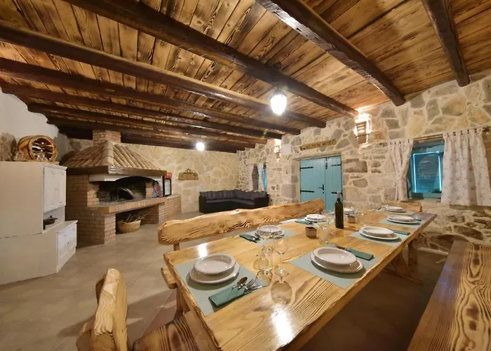 Rural With Heated Pool Rastane