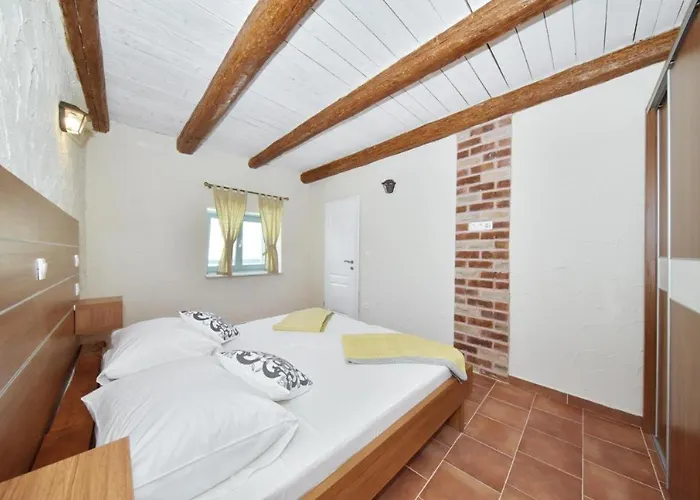 Rural With Heated Pool Rastane