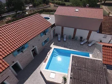 Rural With Heated Pool Rastane Σπίτι διακοπών *