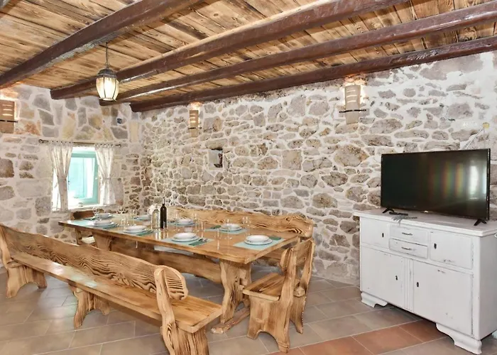 Rural With Heated Pool Rastane Donje Rastane