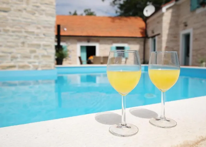 Rural With Heated Pool Rastane