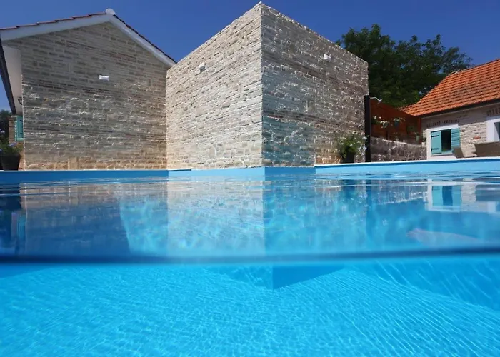 Rural With Heated Pool Rastane Donje Rastane
