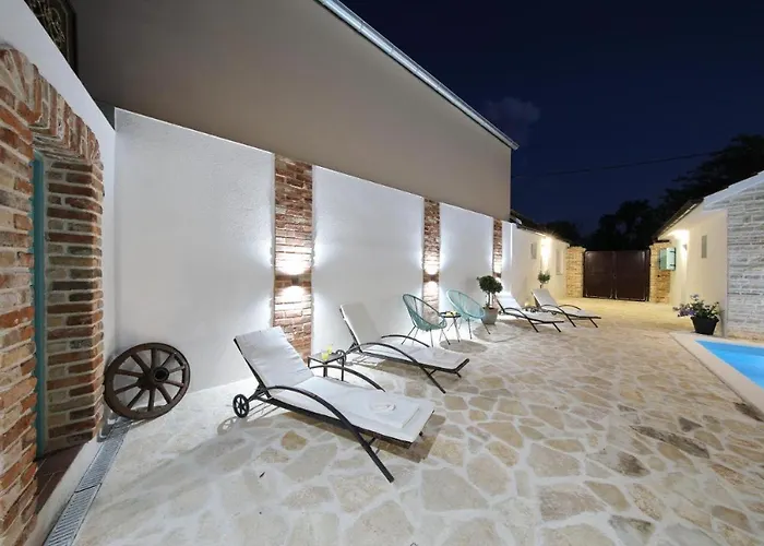 Rural With Heated Pool Rastane