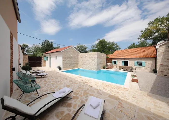 Rural With Heated Pool Rastane Σπίτι διακοπών *