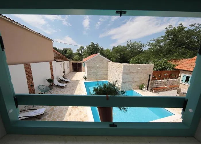 Feriehus Rural With Heated Pool Rastane *