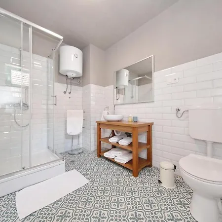 Semesterbostad Rural With Heated Pool Rastane *