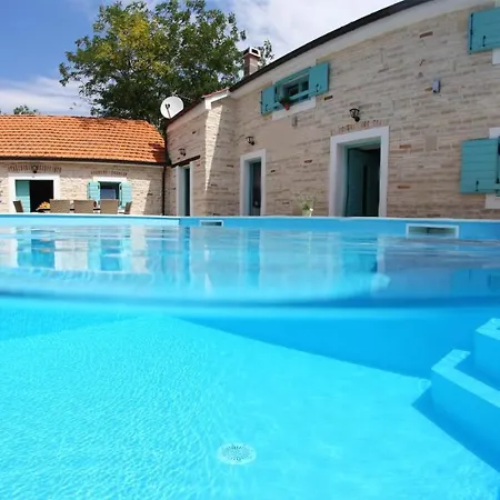 Rural With Heated Pool Rastane