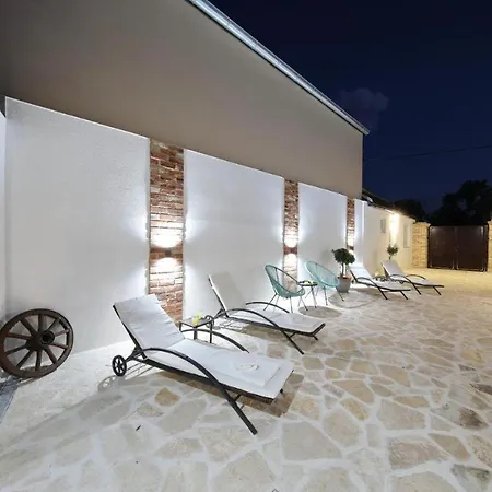 Rural With Heated Pool Rastane